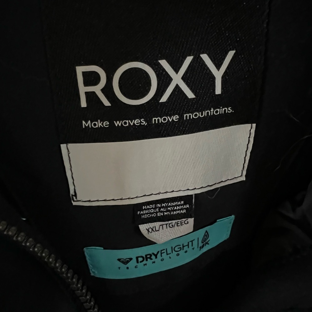 Roxy Snowboarding Jacket, Worn Once! - image 6